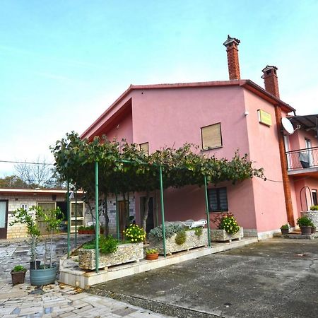 Miro Apartments Kanfanar Εξωτερικό φωτογραφία