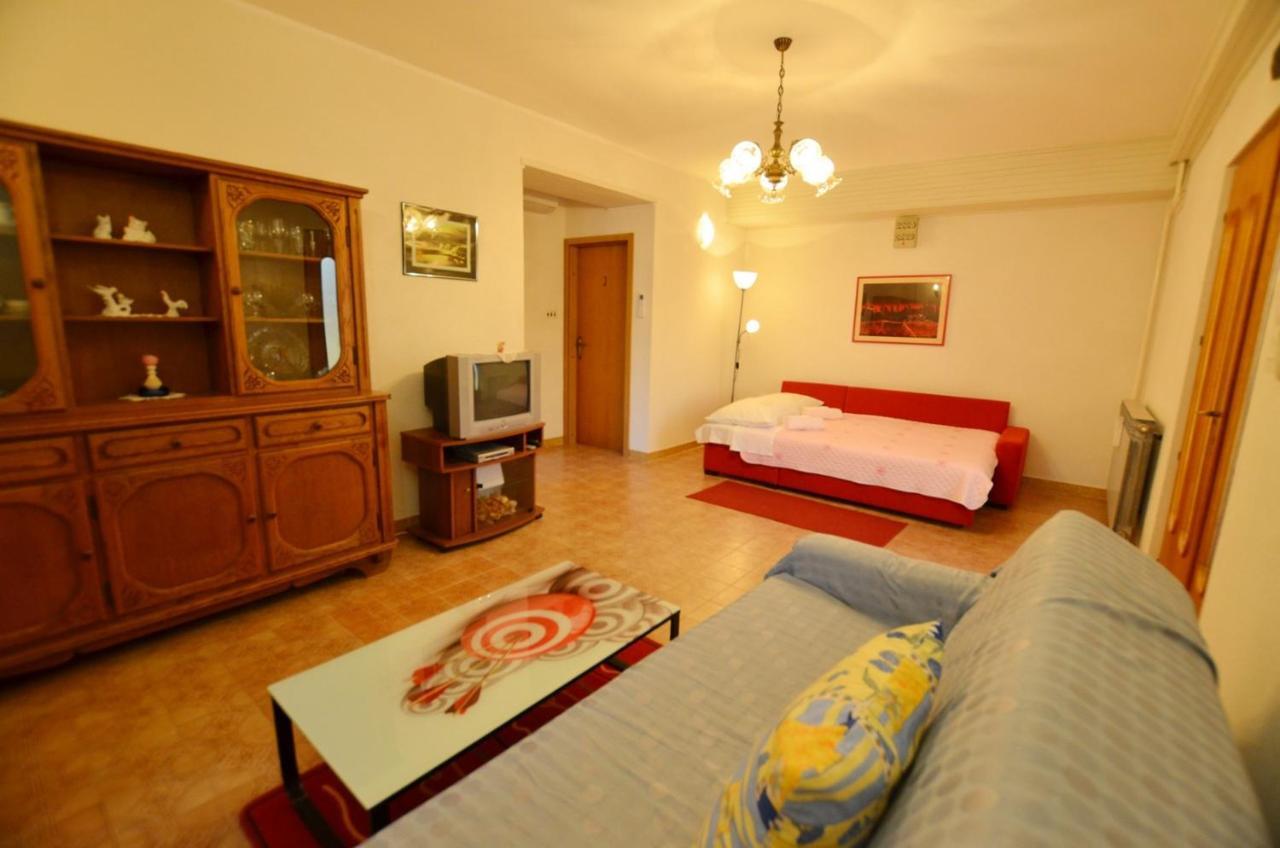 Miro Apartments Kanfanar Εξωτερικό φωτογραφία
